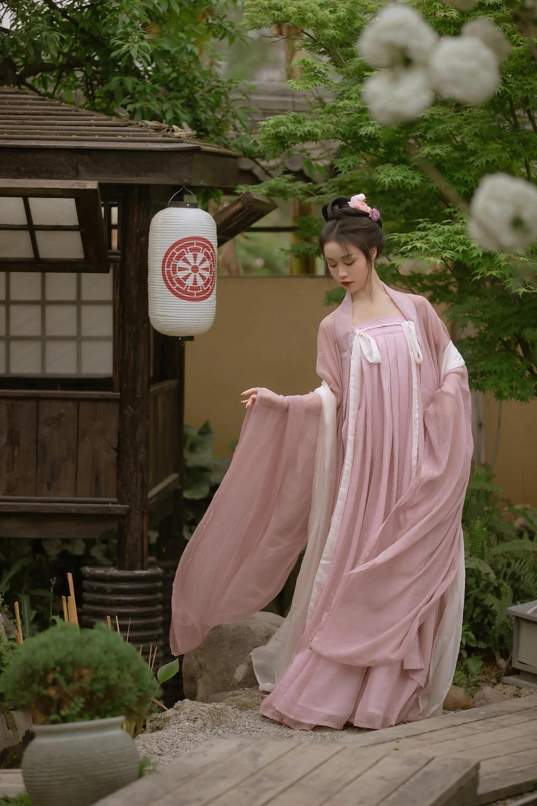 [YITUYU艺图语]2022.08.15 春日宴 梨一依 [25P]插图6